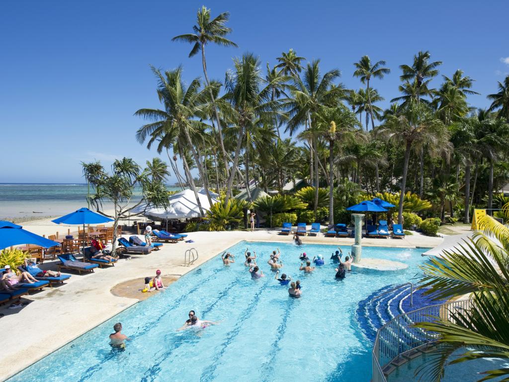 https://www.travelonline.com/fiji/coral-coast/accommodation/fiji-hideaway-resort-spa/beachfront-pool-29963-crop.jpg