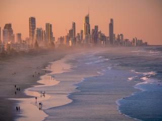 Gold Coast - Tourism & Events Queensland