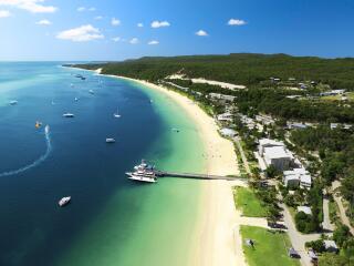 Tangalooma Day Cruises