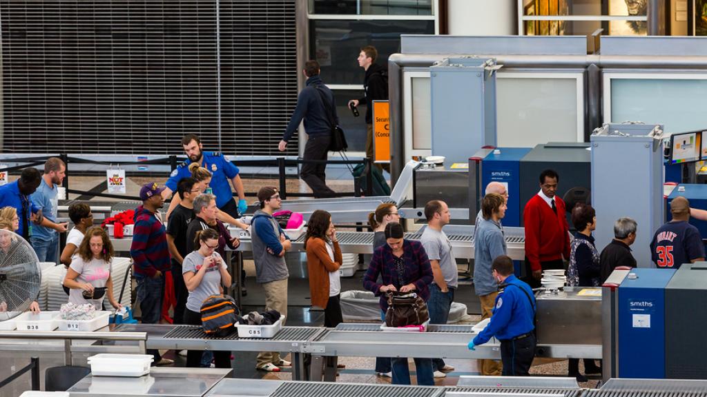 5 Tips To Get Through Airport Security Faster