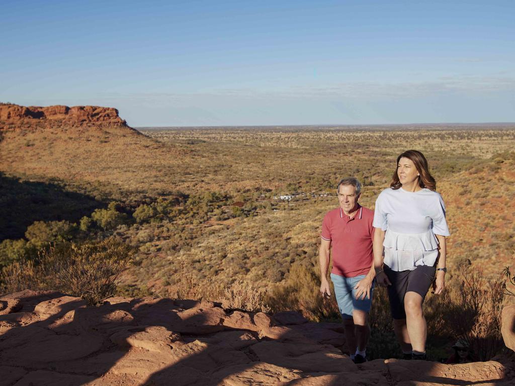 Kings Canyon Outback Panorama Tour