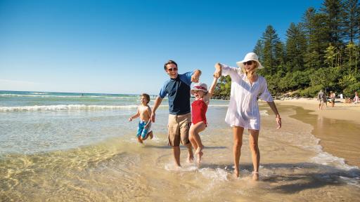 Coolangatta - Tourism and Events Queensland