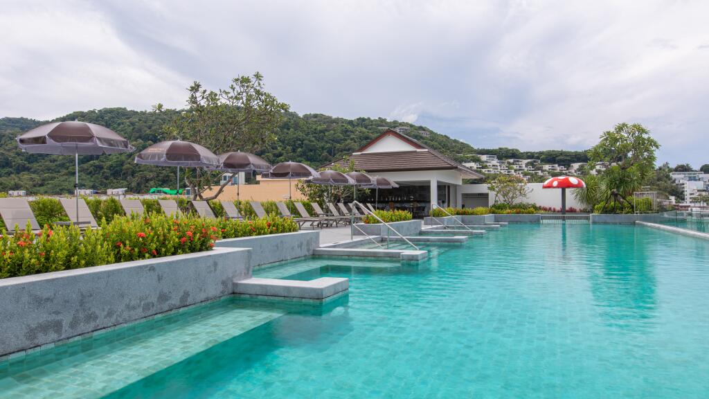 Rooftop Swimming Pool