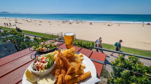 Mooloolaba Surf Club - Tourism & Events Queensland