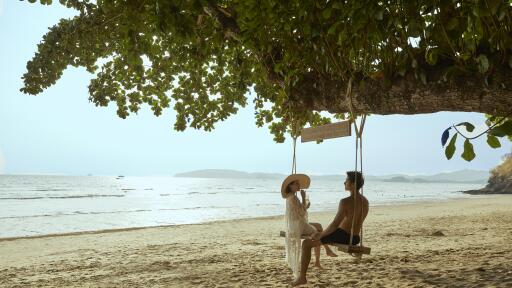 Beach Swing for Couples