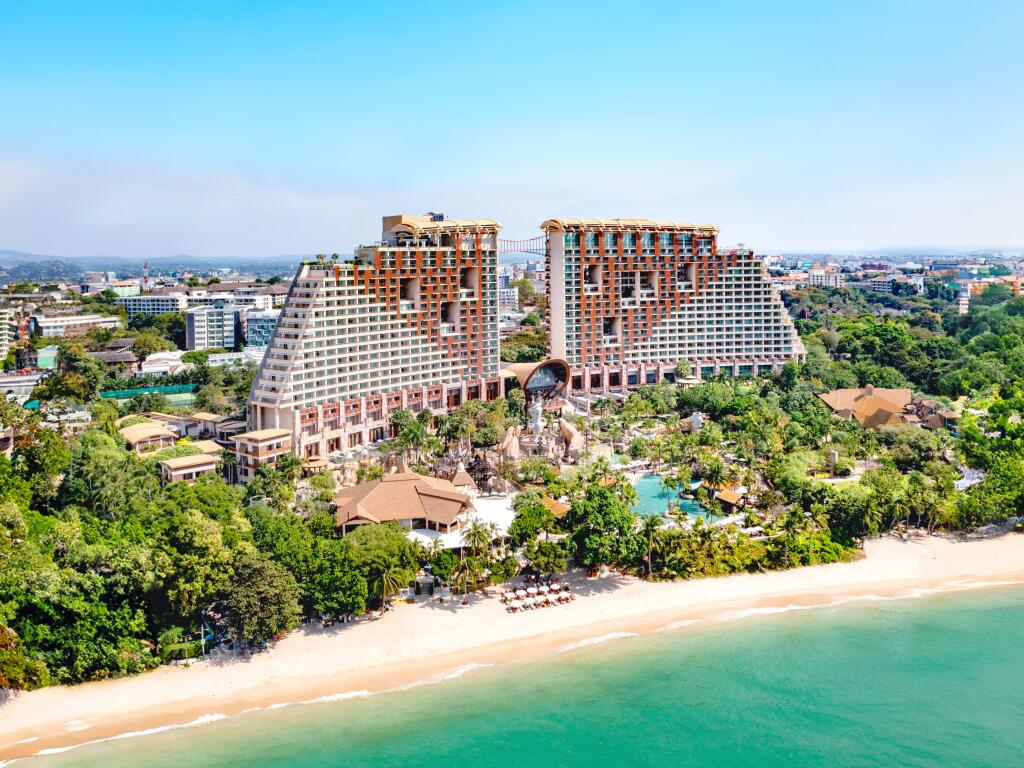 Pattaya & Phuket Combo: Save up to 37%