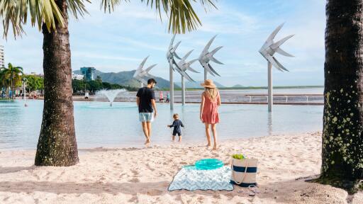 Cairns Esplanade Lagoon - Tourism and Events Queensland