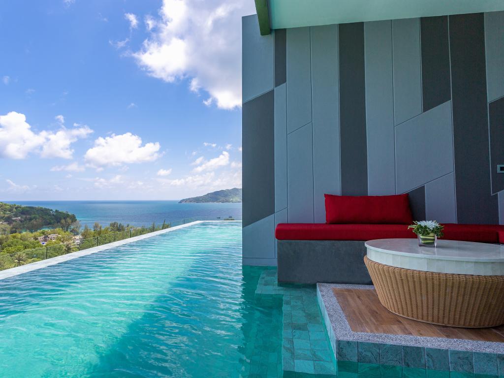 Crest Resort & Pool Villas Accommodation Patong Beach, Phuket