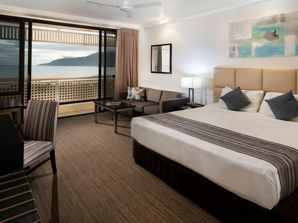 Rydges Esplanade Resort Cairns Accommodation