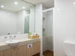 2 Bedroom Apartment Bathroom