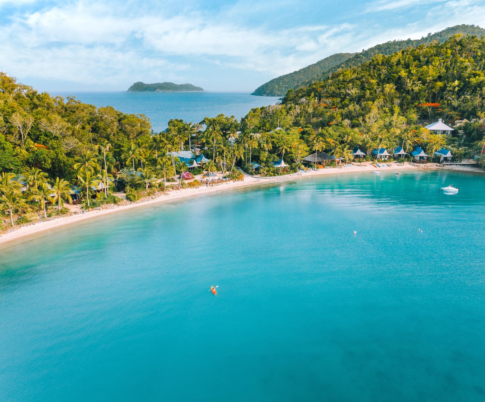 Long Island Palm Bay Resort (Copyright Tourism and Events Queensland)